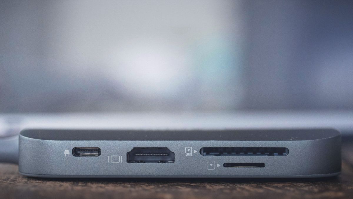 هاب USB-C چیست و چطور انتخاب کنیم؟